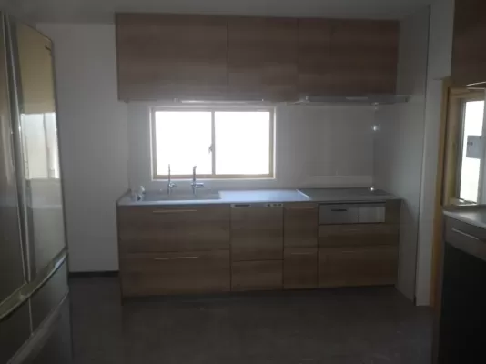 増築してキッチンを広く！！